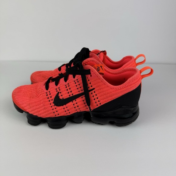 Nike Air Vapormax Flyknit Crimson Flash BQ5238-601 Unisex Size 4.5Y - Picture 2 of 10